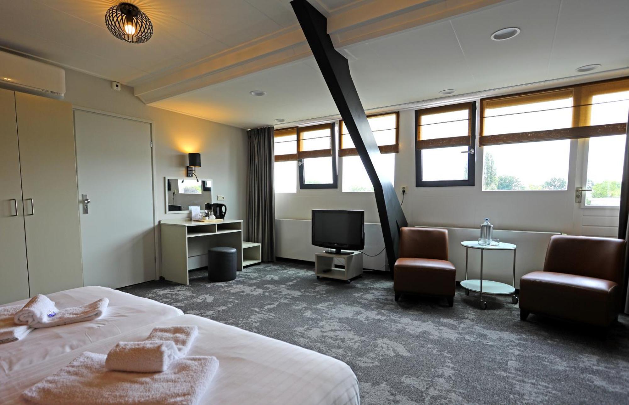 Hotel Bi-J Ons リヒテンフォールデ エクステリア 写真